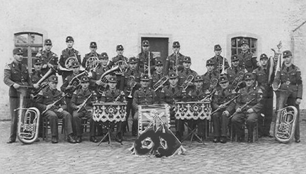 Miniaturka utworu Reichs Musikkorps - Marschlied der leibstandarte