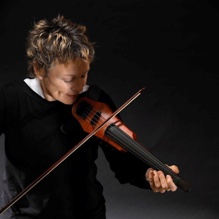Miniaturka utworu Laurie Anderson - Born, Never Asked